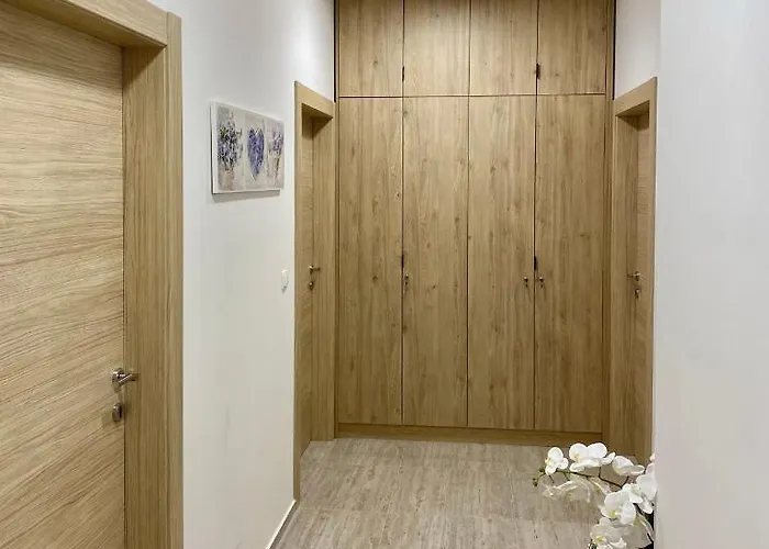 Theros Apartman Bibinje