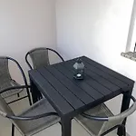 Theros דירה ביבינייה